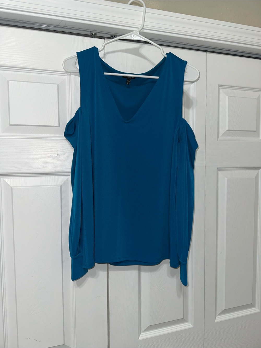 Express Teal Cold-Shoulder V-Neck Women's Top